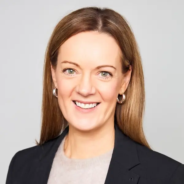 Karen Dobie - Directeur général